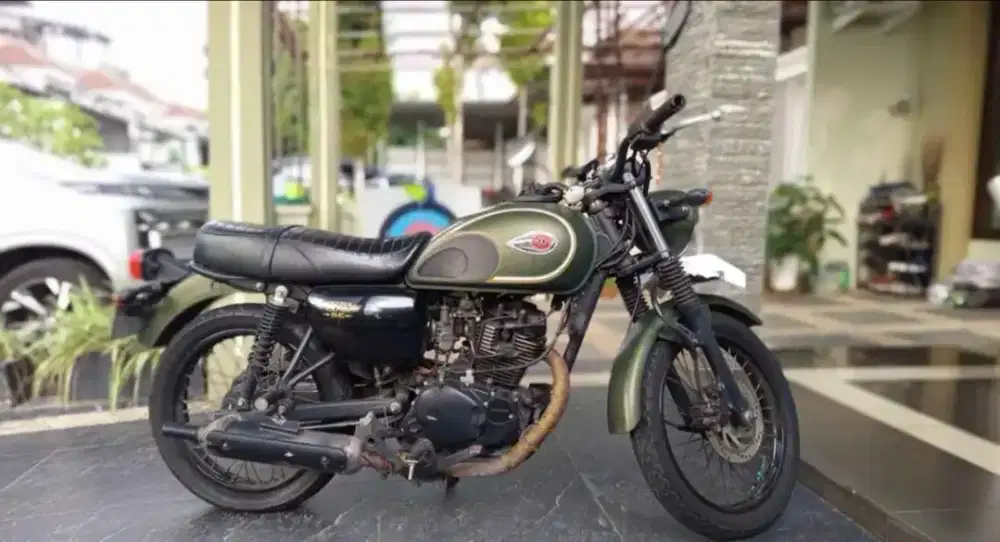Kawasaki W175 green/2018