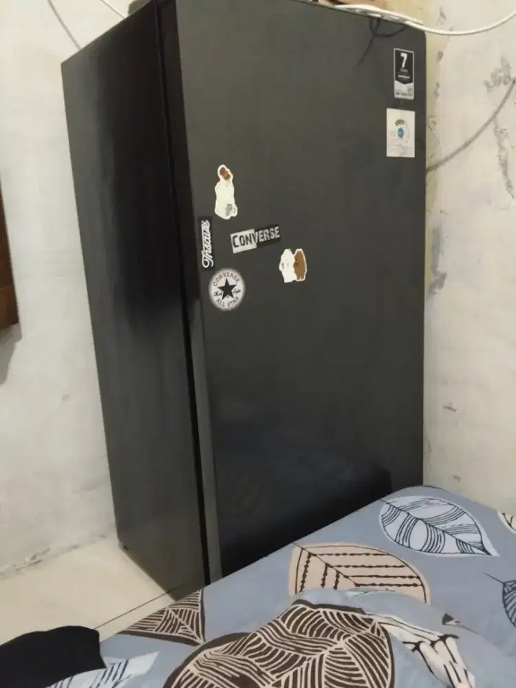 JUAL KULKAS CEPAT, hanya 6 bulan pemakaian