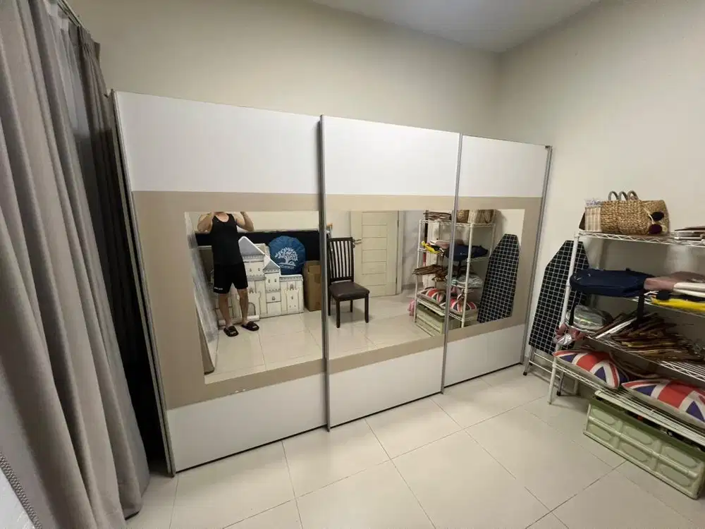 Lemari informa 3 pintu