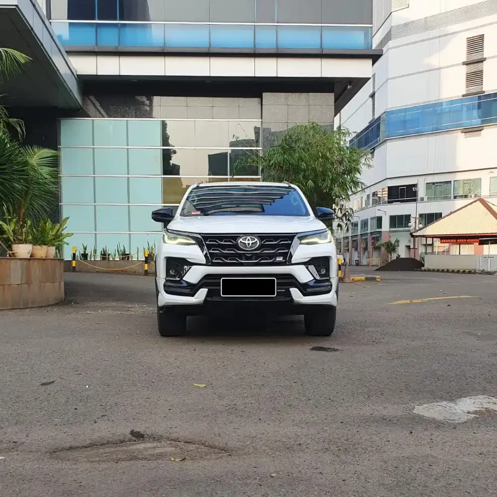 ‼️LOW KM‼️TOYOTA FORTUNER GR SPORT 2.8 AT, BEBAS LAKA & BANJIR.