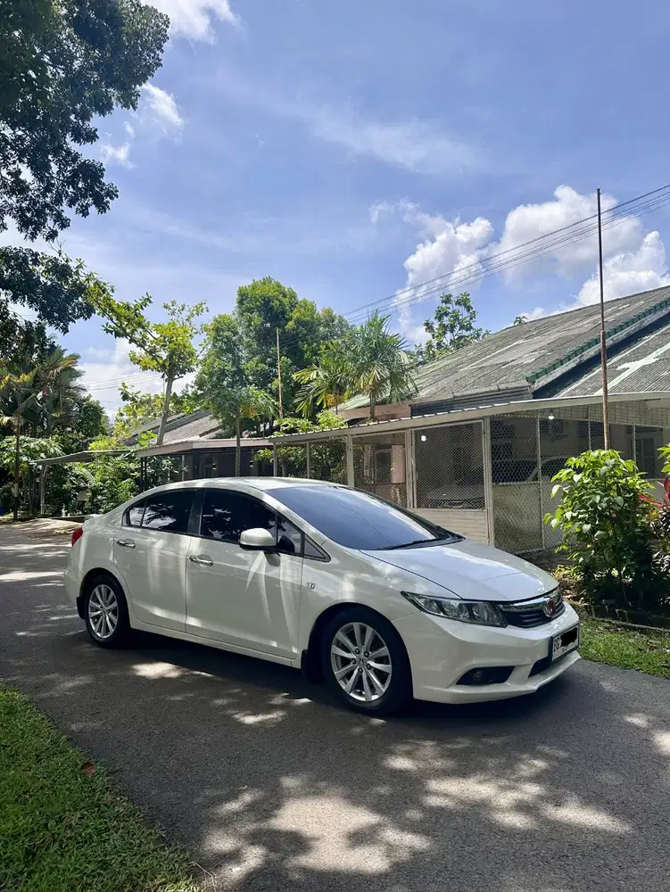 Honda civic fb 1.8 AT tahun 2012