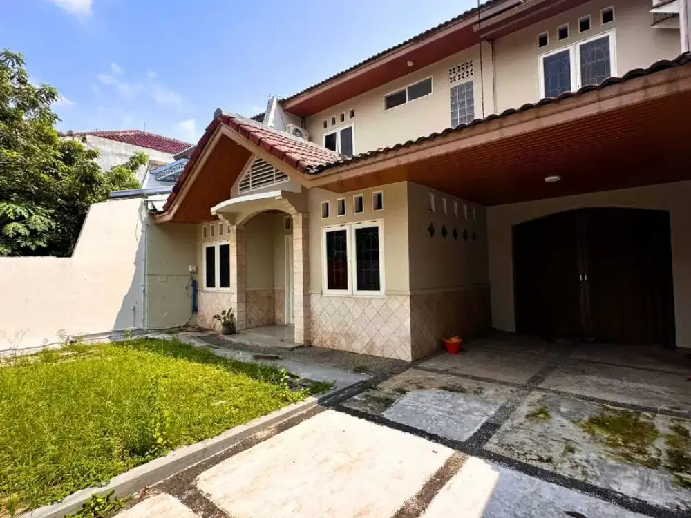 Rumah Tengah Kota Komplek Gudang Peluru Tebet