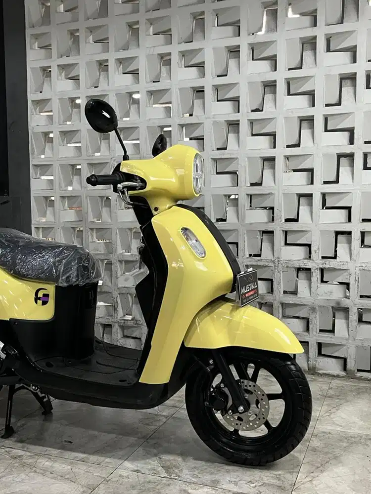 YAMAHA FAZZIO NEO 2026 - Chintia Mustika