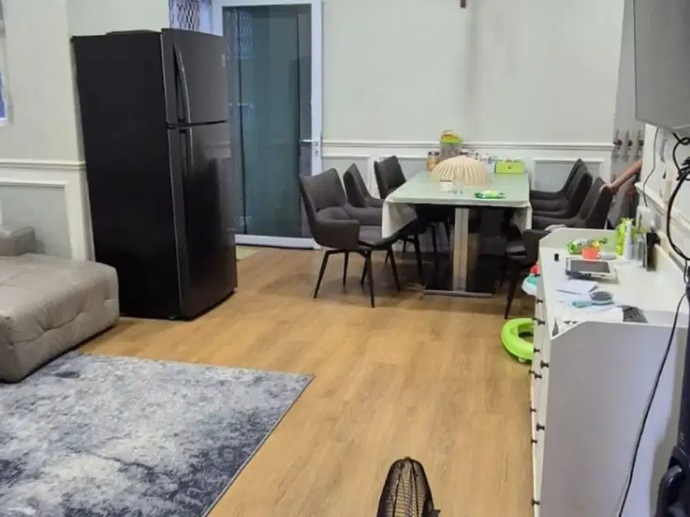 DIJUAL CEPAT Rumah 3 Lantai Ruby PHG Gading Serpong, LT 144 m² LB ±270 m² Harga 3,7M Nego