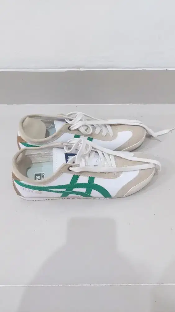 ONITSUKA TIGER FOR WOMAN, BARU , TIDAK PERNAH DIPAKAI SAMA SEKALI