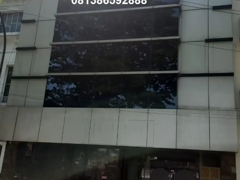 Gedung kantor Lippo Karawaci luas 650 m,5 lantai rapi bagus, murah