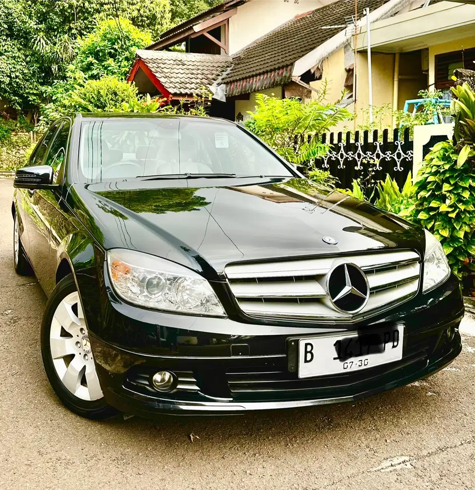Mercedes-Benz C-Class 2009 Bensin
