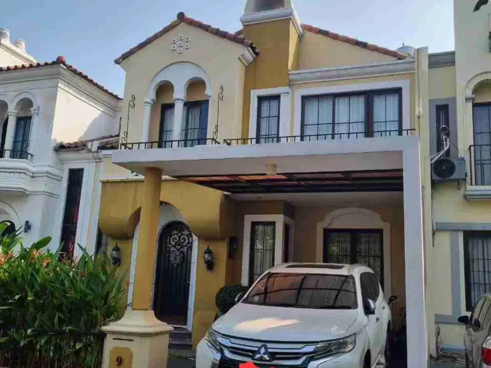 Rumah 2½ lt dengan design cakep di belakang Mall WTC Matahari Raya Serpong Dijual Cepat