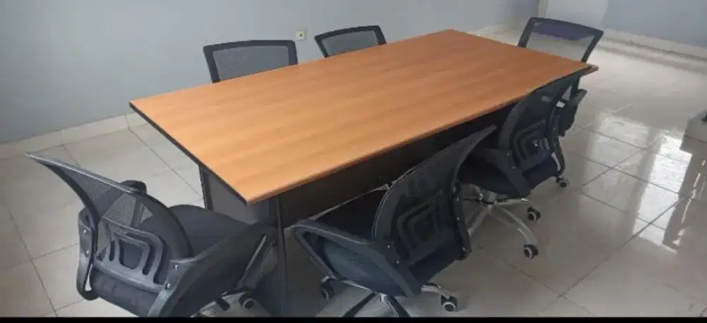 Meja Rapat Kerja, Meja Rapat Kantor Baru Pasang Di tempat