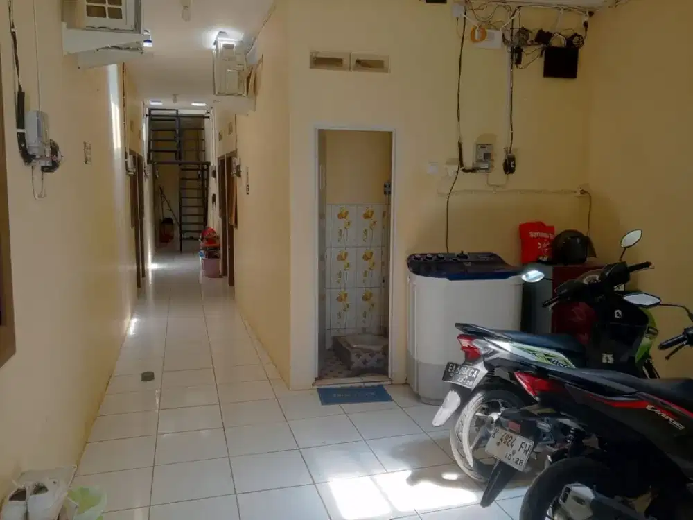 Rumah kos aktif dijual murah di Ring 2 UNNES