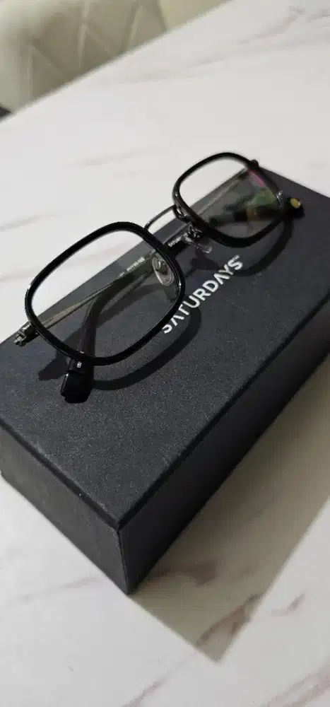 Frame Kacamata Saturday type Bondi