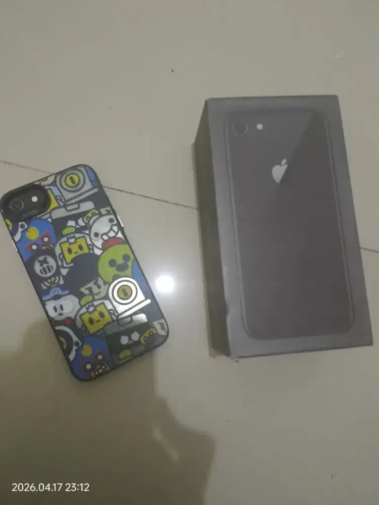 iPhone 8 64 GB inter bebas reset