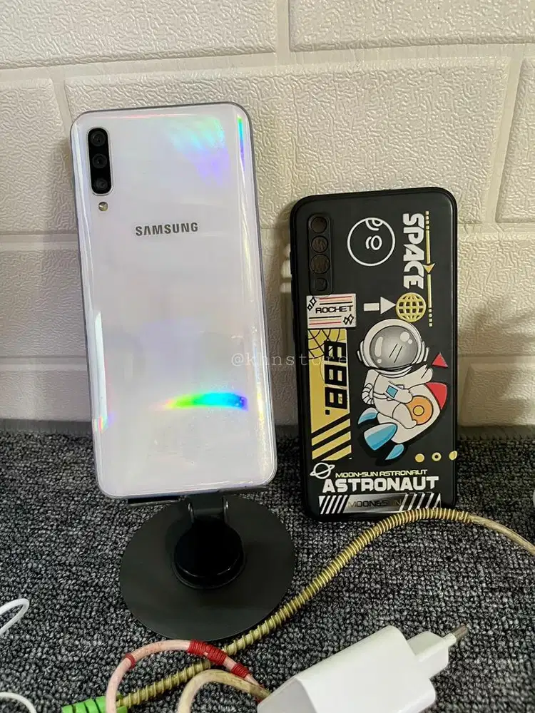 Samsung galaxy A50 4/64gb Normal