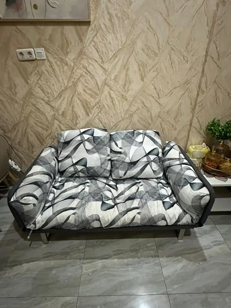 Sofa bed atau sofa relax merek informa