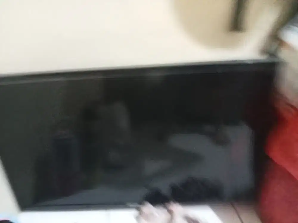 JUAL TV LCD SAMSUNG 32 BELUM SMRAT TV YA MASIH ANALOG DAN KULKAS