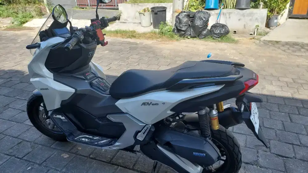 Honda ADV 160 CBS Tahun 2024