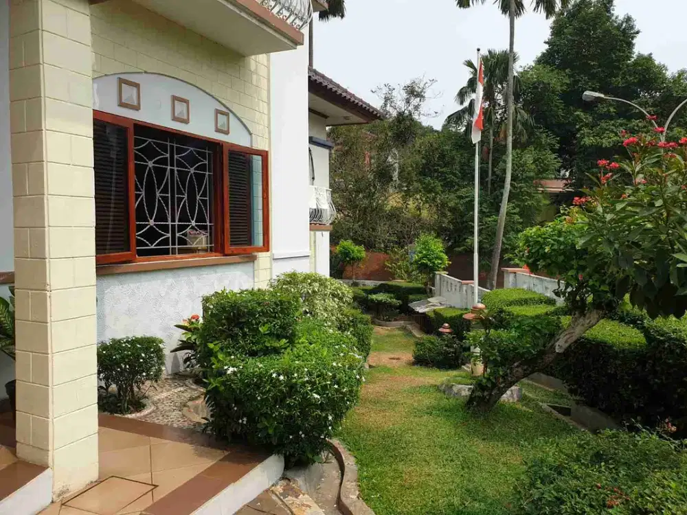 Dijual Rumah 2 Lantai di Villa Cinere Mas