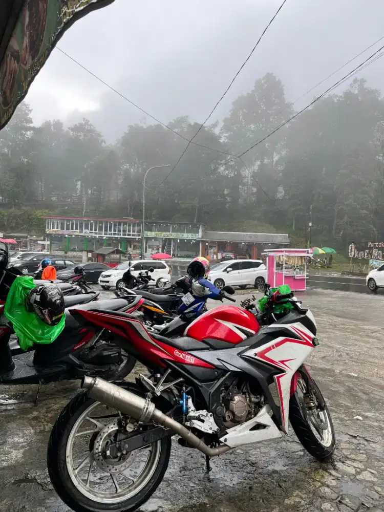 CBR 150 R ,, tahun 2018