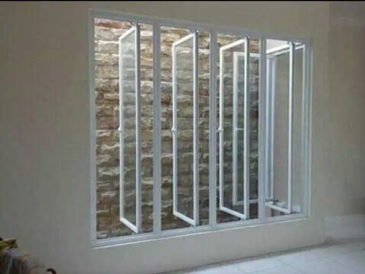 Kusen alumunium kaca