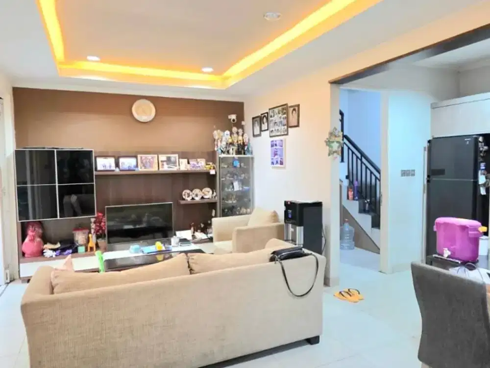 DIJUAL CEPAT Turun Harga 350 Jt Rumah Cluster Fiordini Gading Serpong, LT 153 m² LB ±190 m² Harga 3,15M