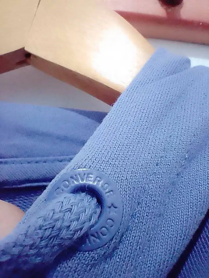 (Preloved) Converse Pullover Hoodie M