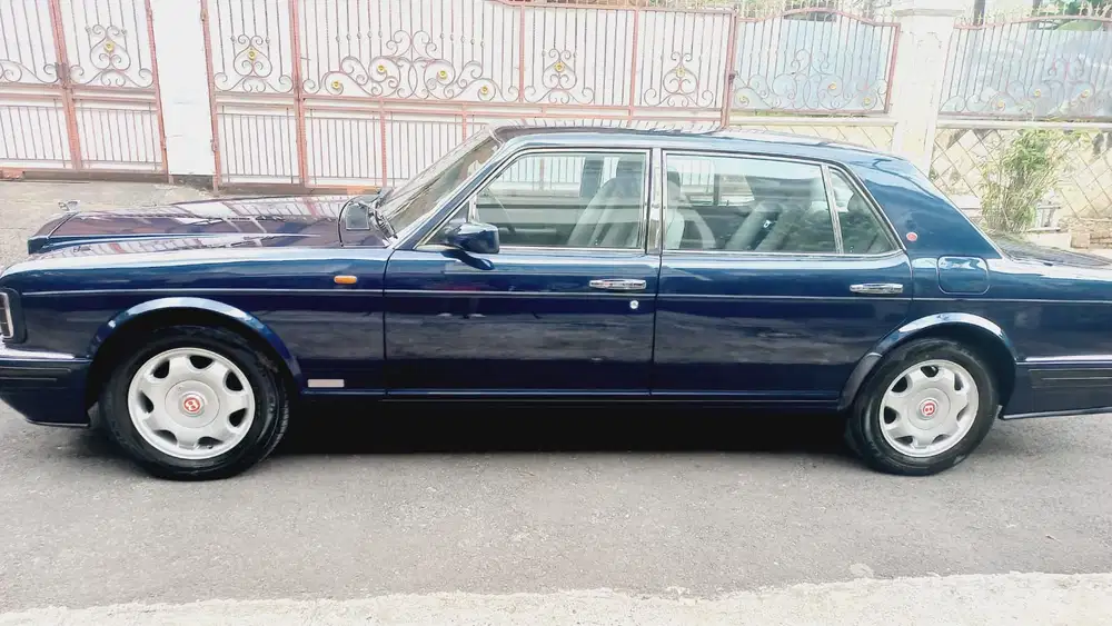 Bentley Brooklands 6.7L 1998