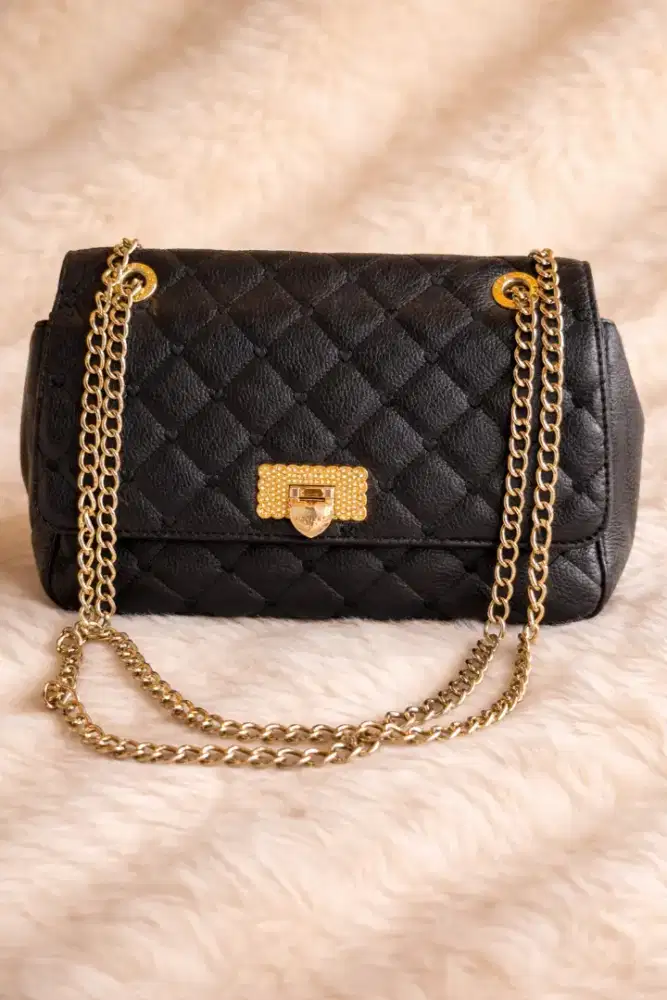 Prelove pribadi brand Lovecat Paris