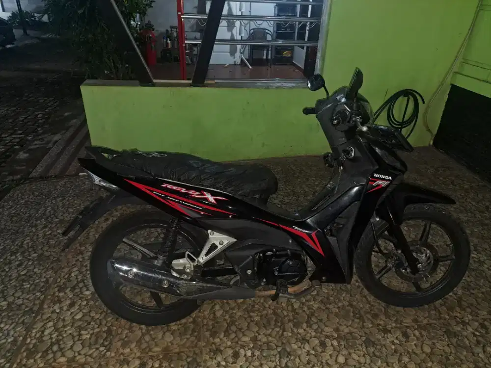 DIJUAL HONDA REVO X TAHUN 2018