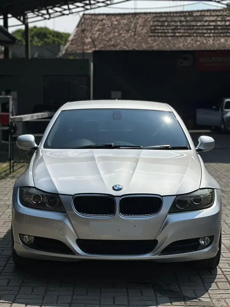 BMW E90 320i Lci I-Drive 2010