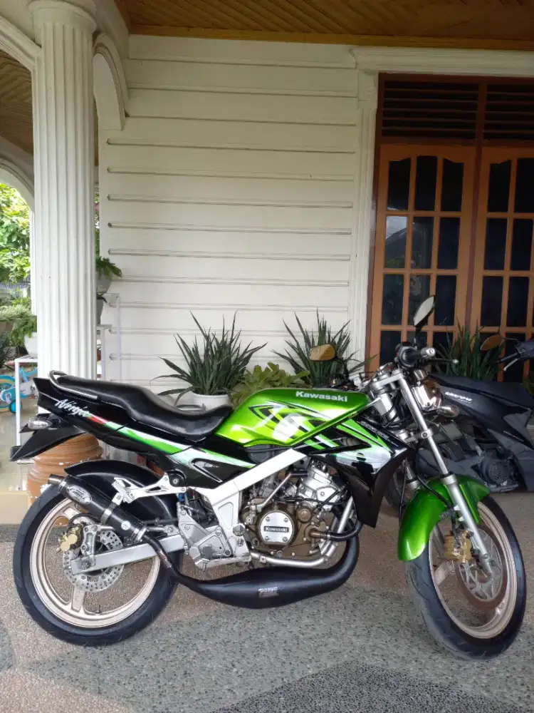Kawasaki Ninja SS 2012