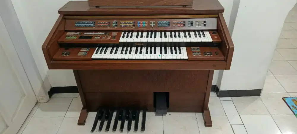 YAMAHA ORGAN FE-60