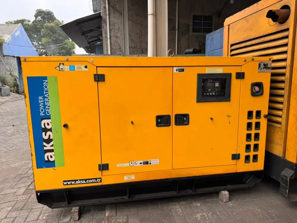 Genset Cummins 30 kva