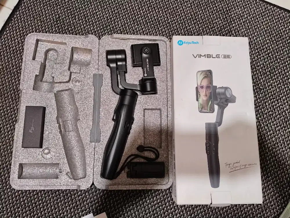 Stabilizer smartphone gimbal merk FeiyuTech vimble 2