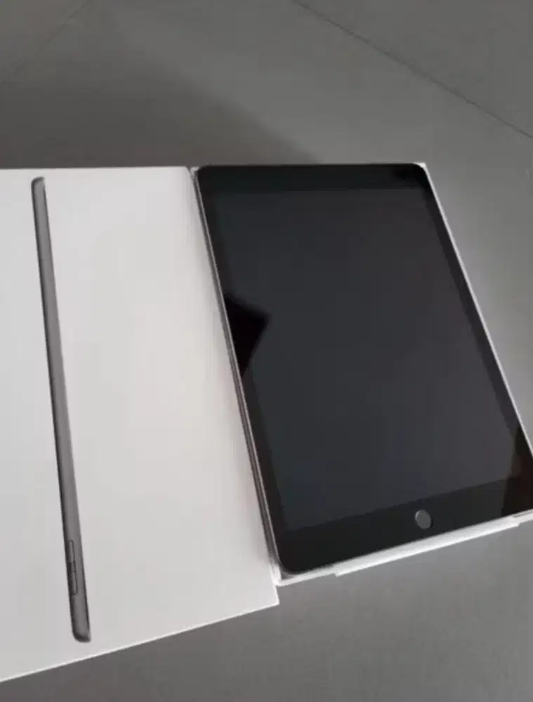 DIJUAL CEPAT IPAD GEN 9 MULUS MANTAP LENGKAP