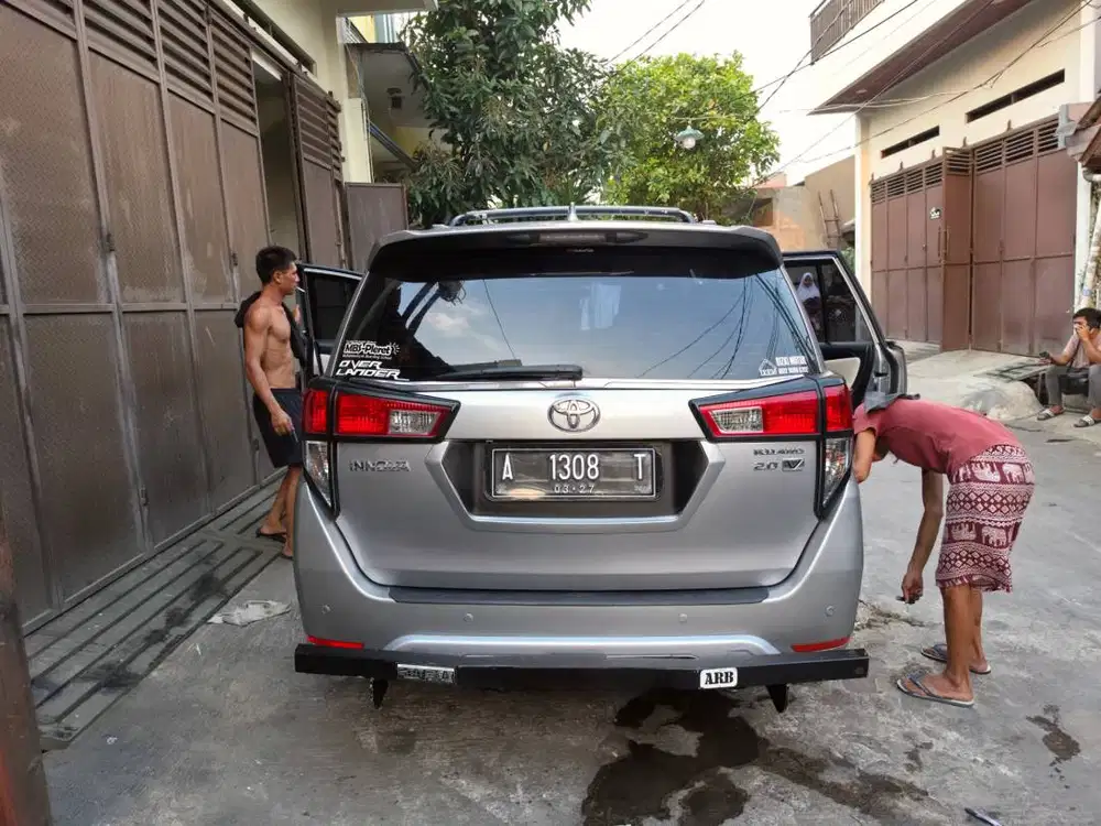 Toyota Kijang Innova Inova Reborn V AT Matic Tahun 2017 Silver , 2018