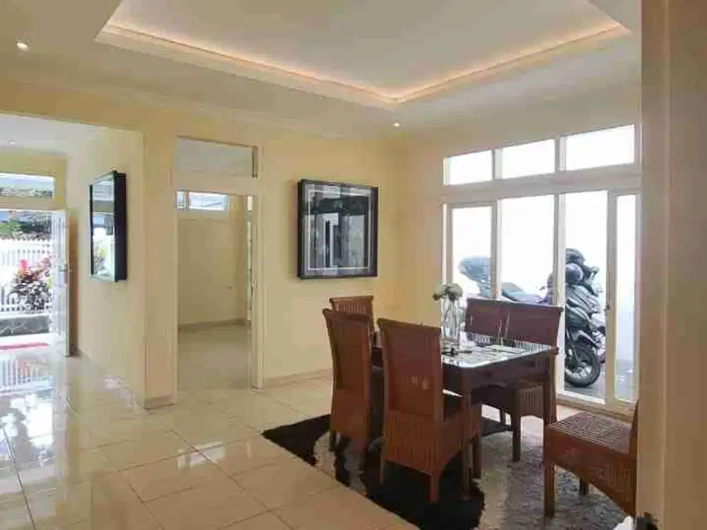 Jual / Sewa Rumah di Pusat Kota dekat Simpang 5