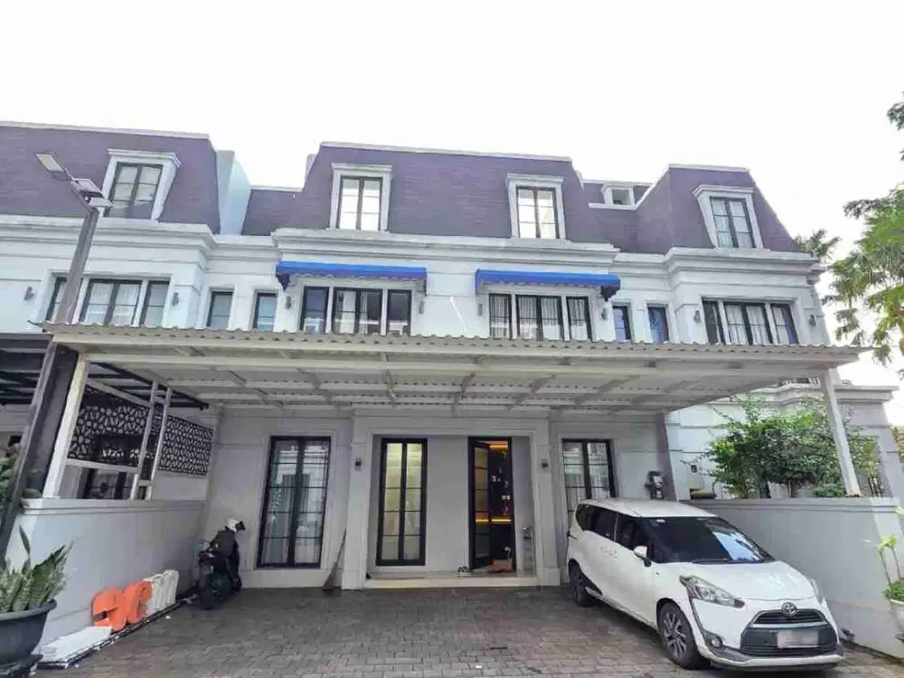 DIJUAL CEPAT Rumah 3 Lantai Selasar Residence Kemang, LT 180 m² LB 261 m² Harga 9,5M