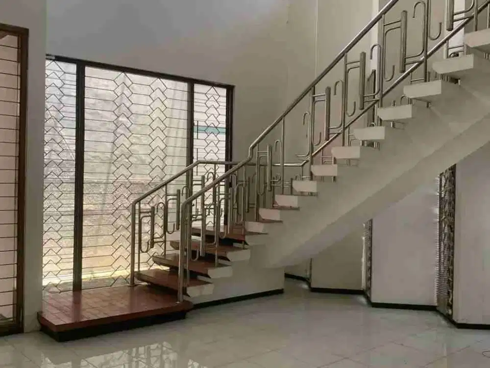 Disewakan Rumah Jl Papandayan Surabaya Pusat