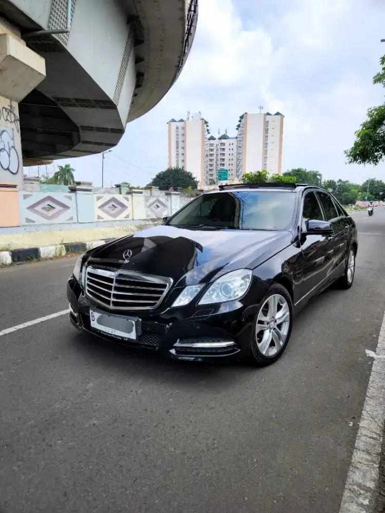 E300 Avantgarde Panoramic, Full specs