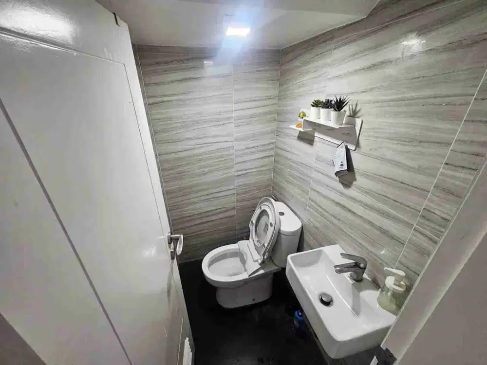 DIJUAL CEPAT Rumah 2 Lantai Alicante Gading Serpong, LT 180 m² LB 210 m² Harga 4,35M Nego Tipis