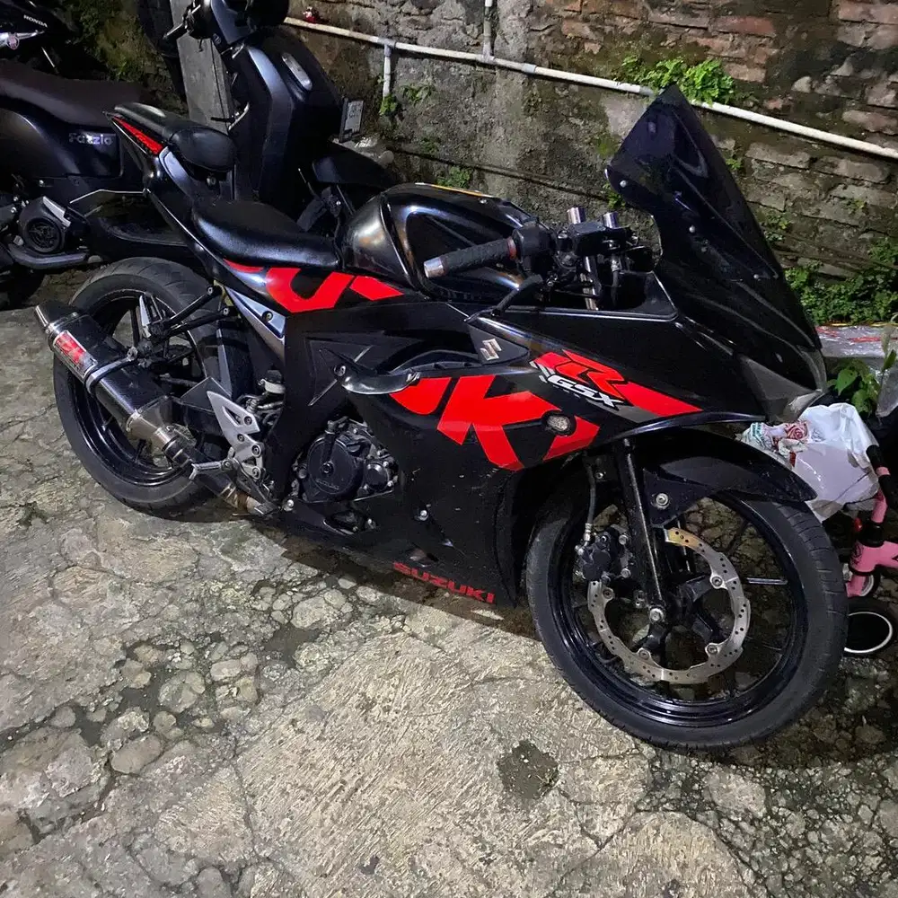 gsx 150 tahun 2017 plat F
