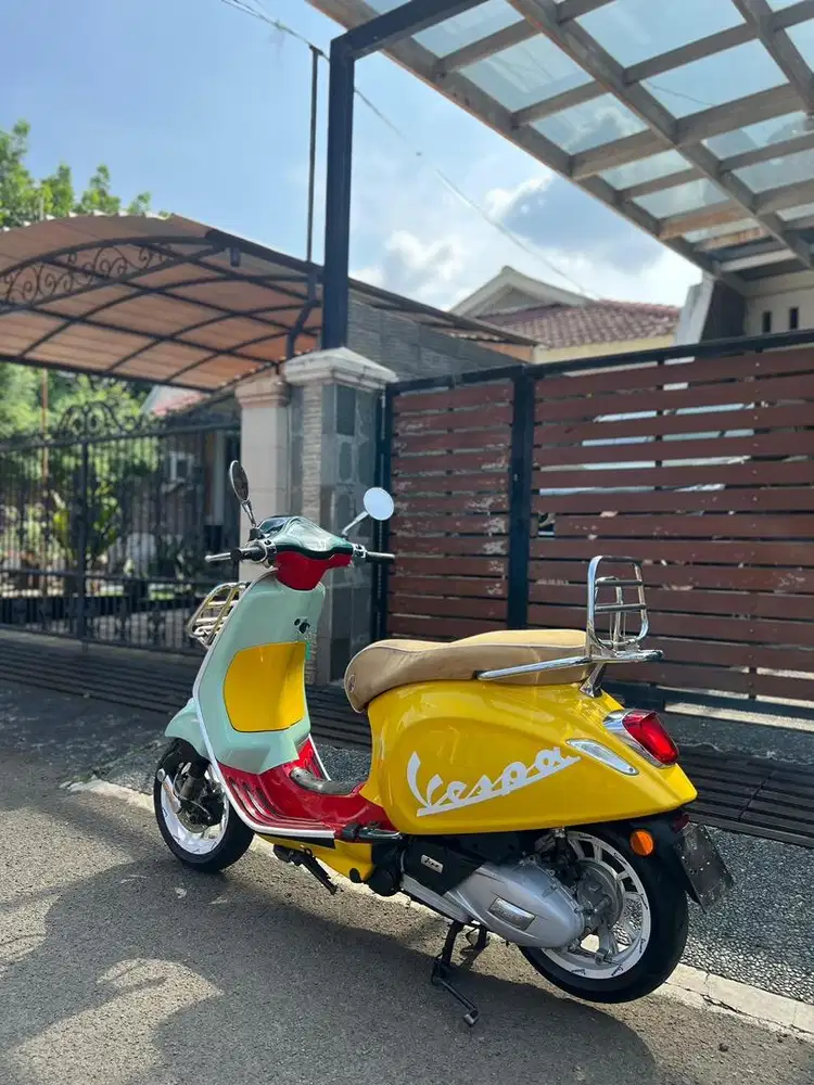 VESPA PRIMAVERA 2021