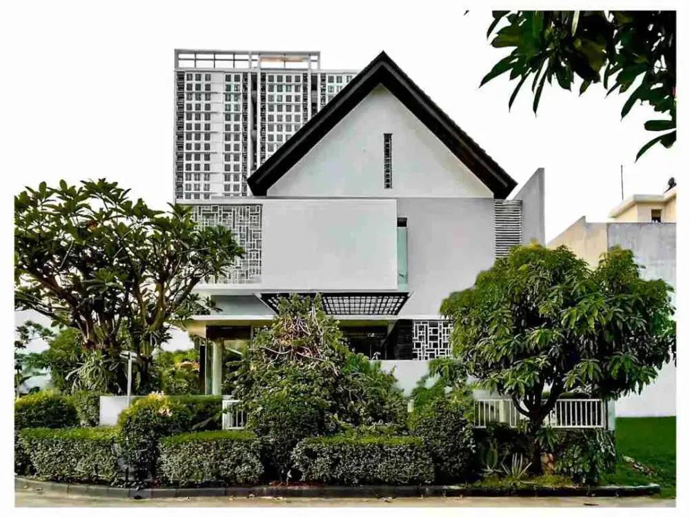 Permata Buana Rumah Hook Hadap Taman