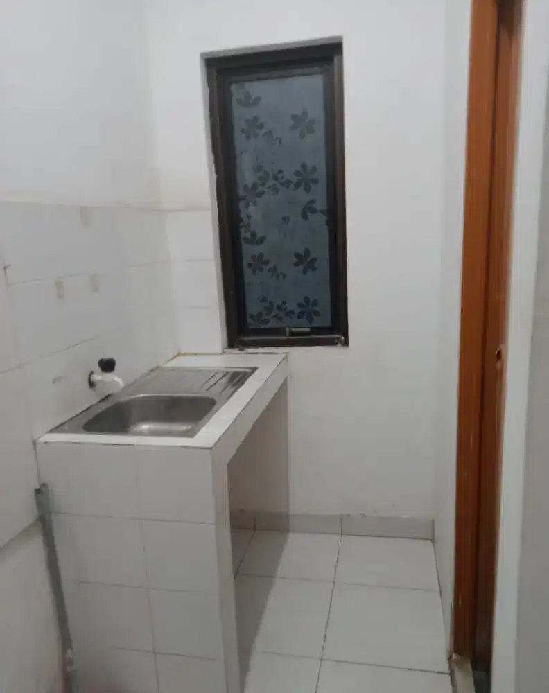 Kontrakan bulanan strategis slipi nyaman