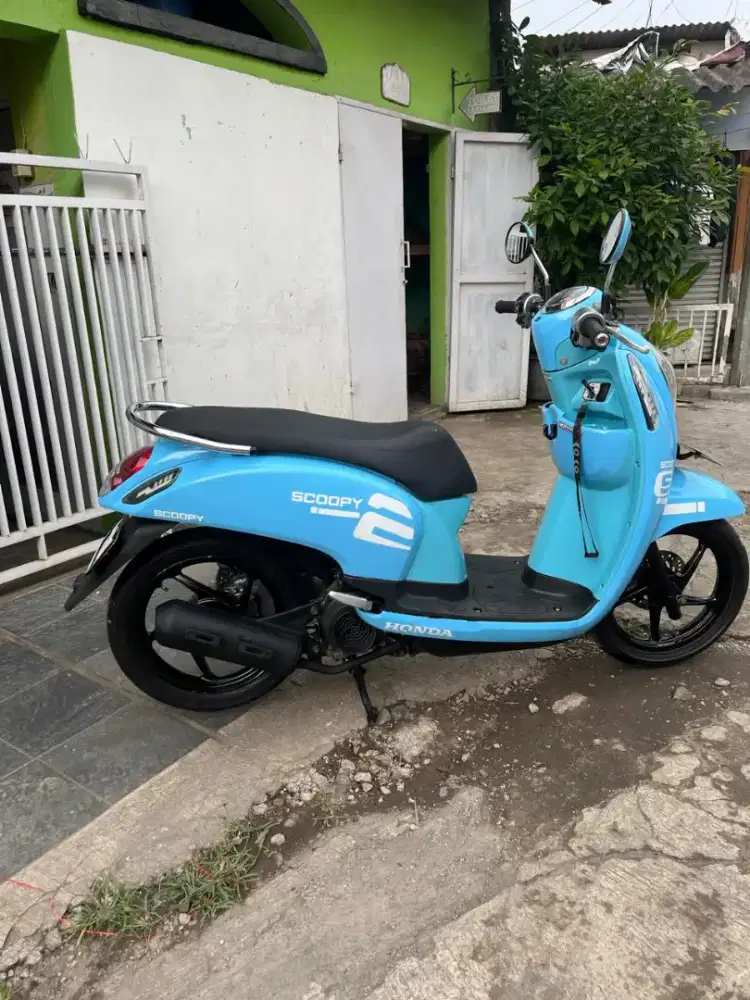 Honda scoopy 2013