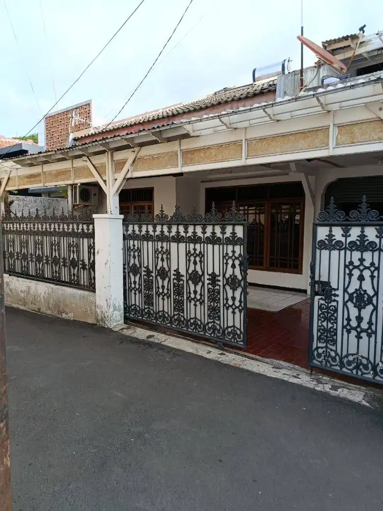 Rumah 2 lantai Tebet Barat