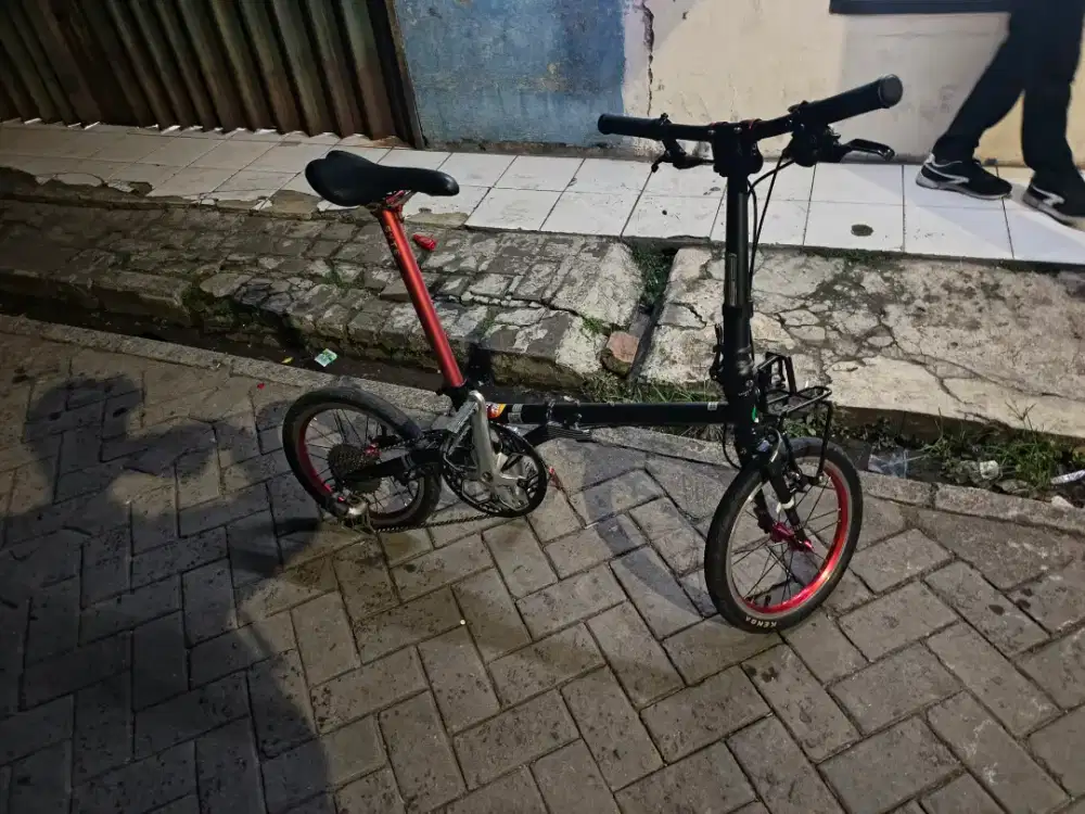 Sepeda lipat fnhon gust 16inch