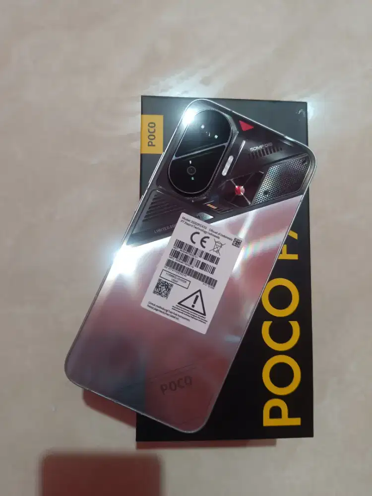 poco f7 5G 12/512 fullset mulus