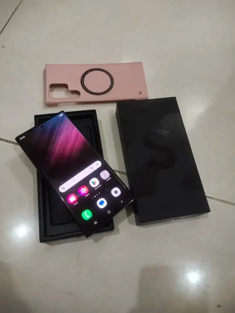 Samsung S22 ultra 12/256 dual sim beacukai resmi fullset mluss 98%,jos