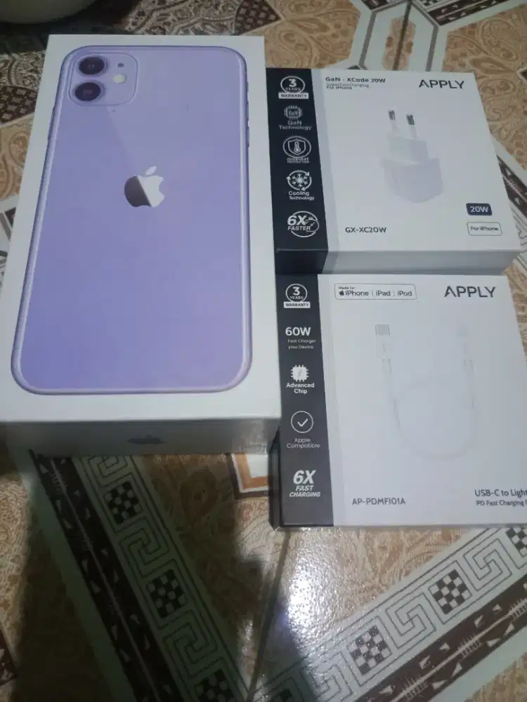 Di maharin aja ip 11 128 inter  BH 100% 4jt nego fullset lok cipondoh